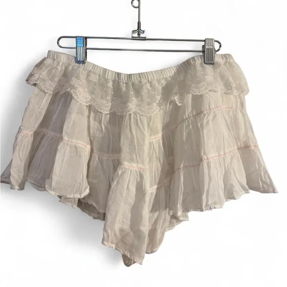 Free People In Full Swing Shorts White Lace Ruffle Boho M - Picture 5 of 14